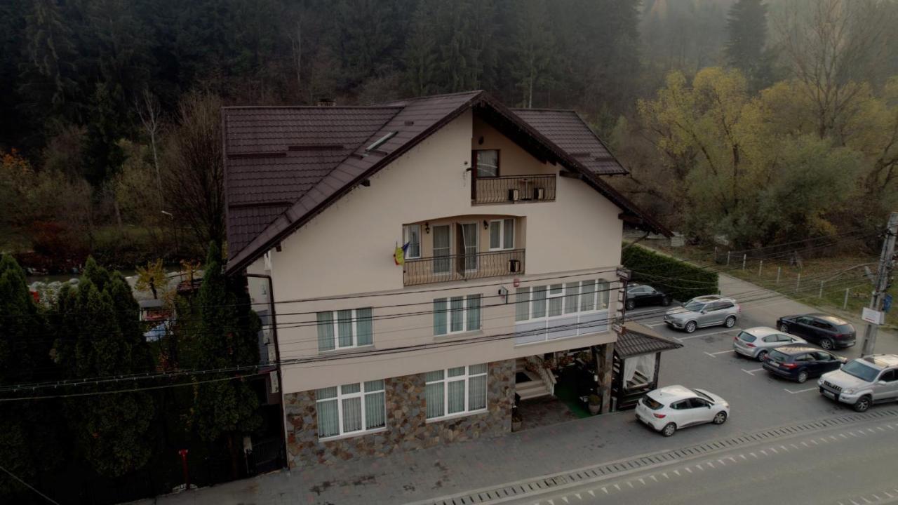 Pensiunea Lido Moisei Exterior foto